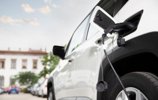 Hybrid Cars Are the Future of Automotive Technology